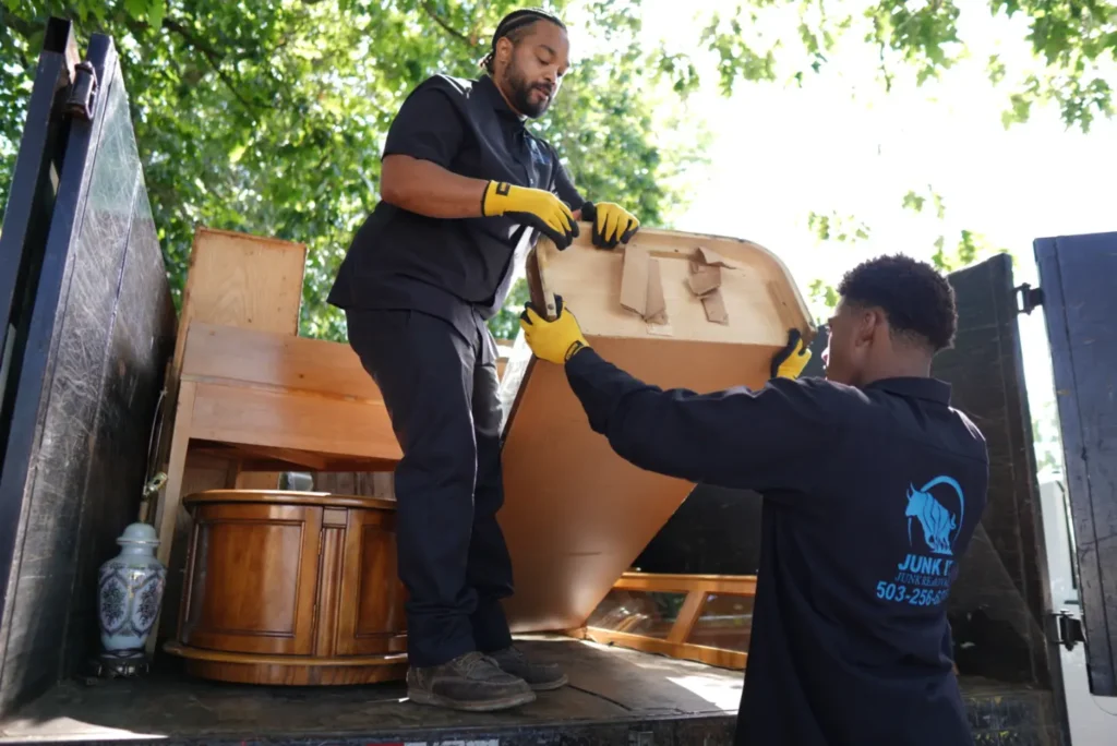 House cleanout in Clackamas